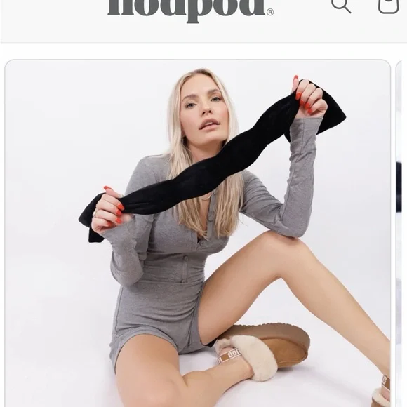 Nodpod Sleep Mask in Black - Picture 6 of 9